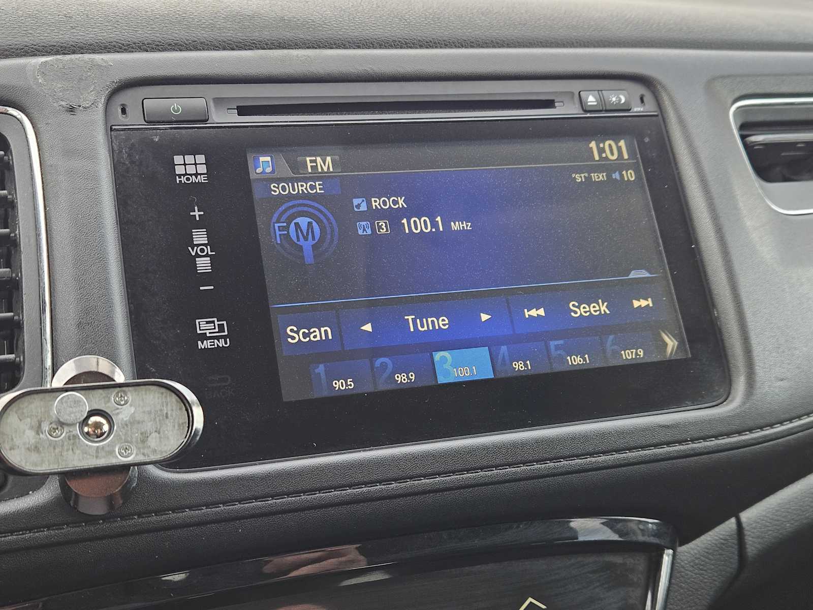 Thumbnail: 2017 Honda HR-V - 16