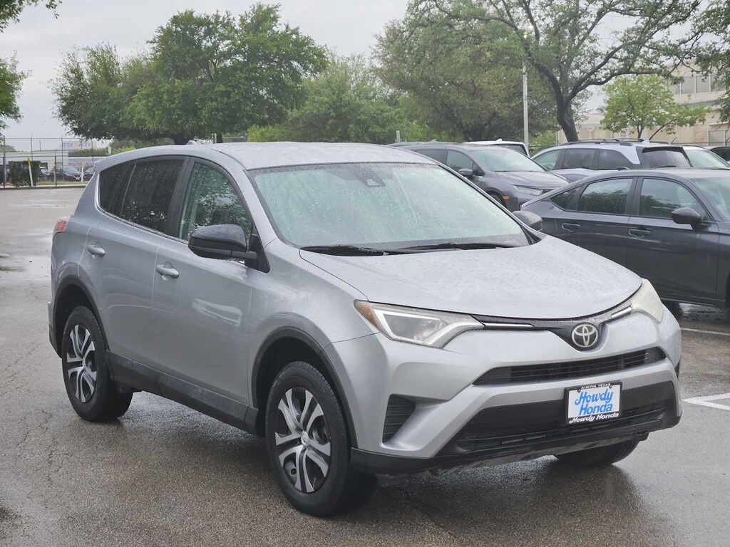 Used 2018 Toyota RAV4 LE SUV