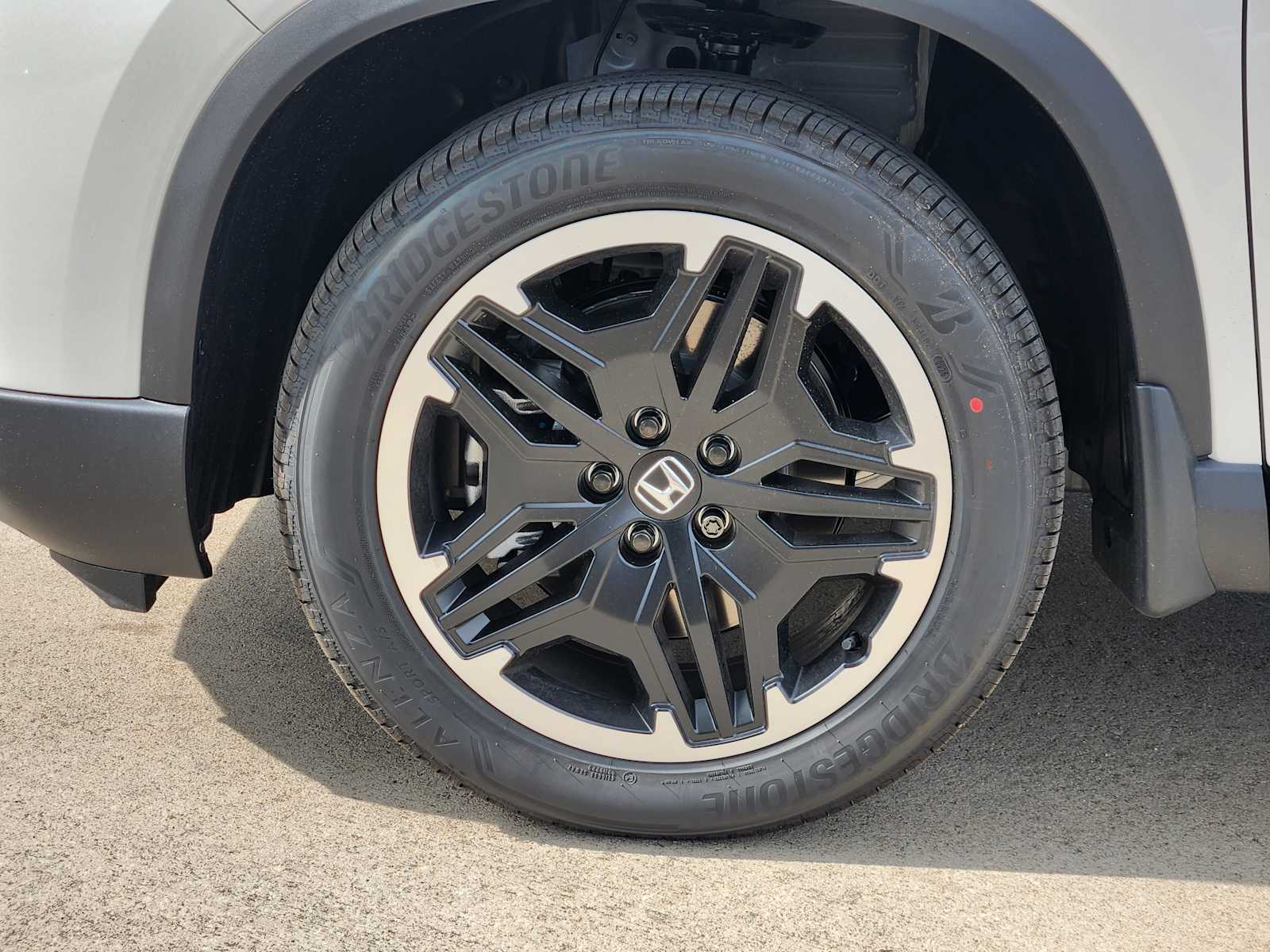 Thumbnail: 2026 Honda Pilot - 7