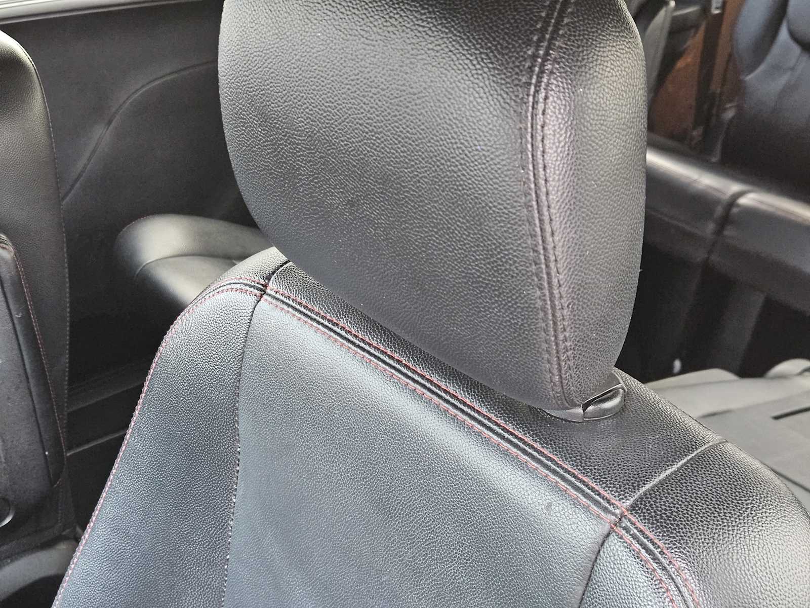 Thumbnail: 2018 Dodge Grand Caravan - 14