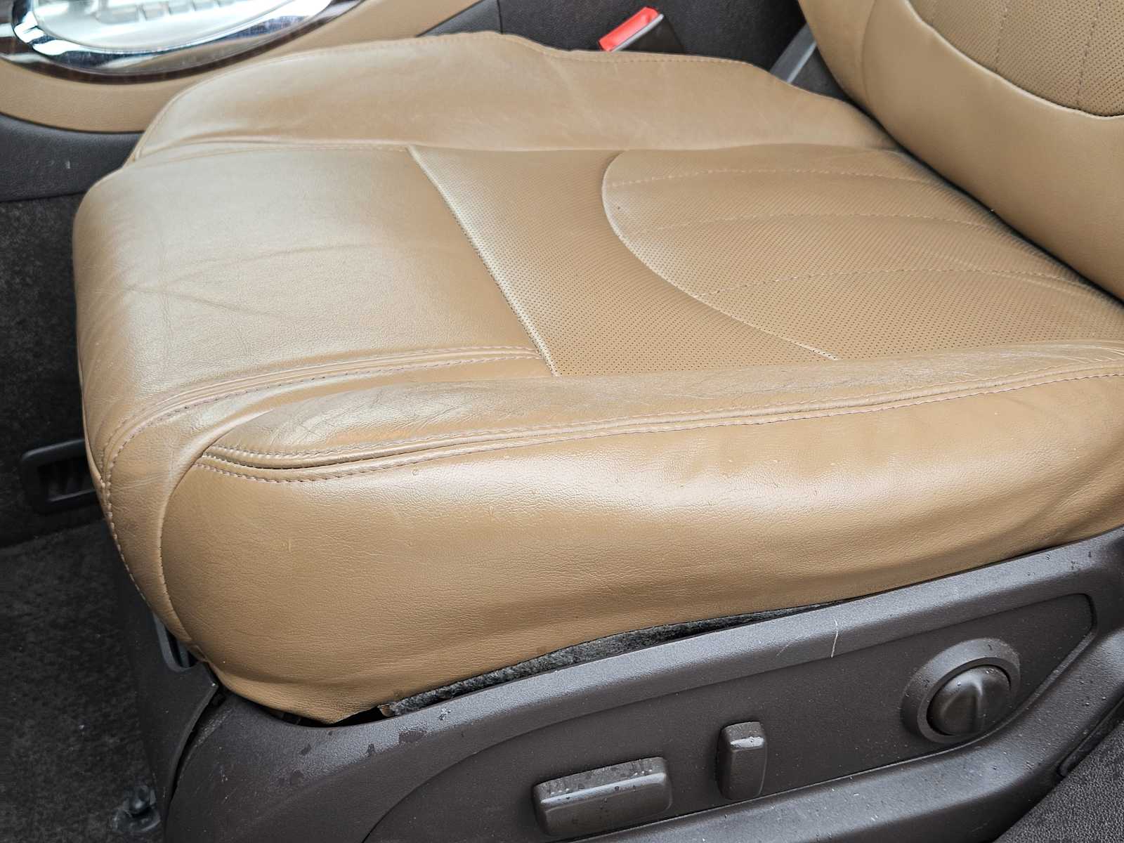 Thumbnail: 2013 Buick Enclave - 22