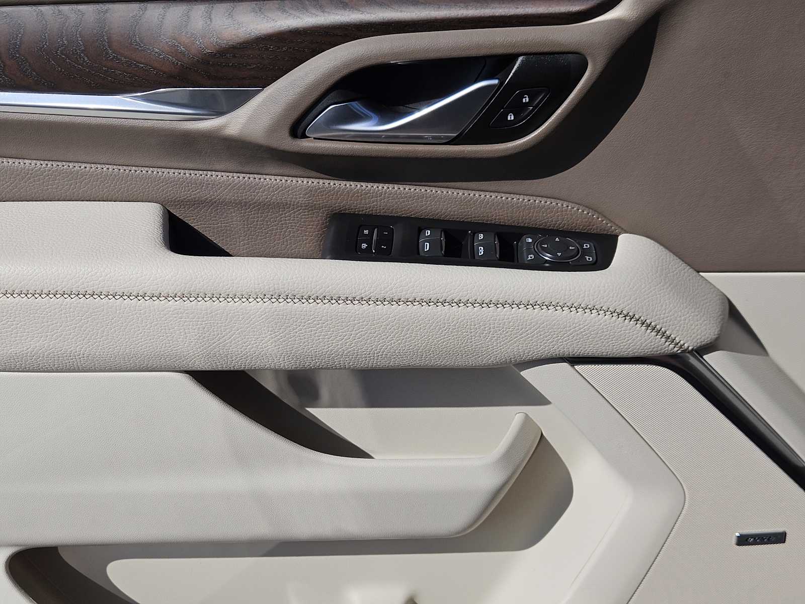 Thumbnail: 2022 GMC Yukon - 22