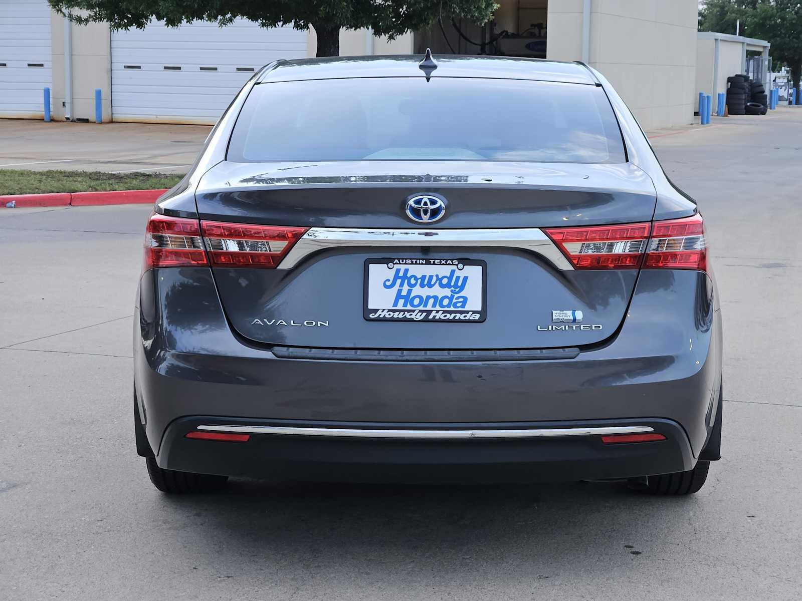Thumbnail: 2018 Toyota Avalon - 7