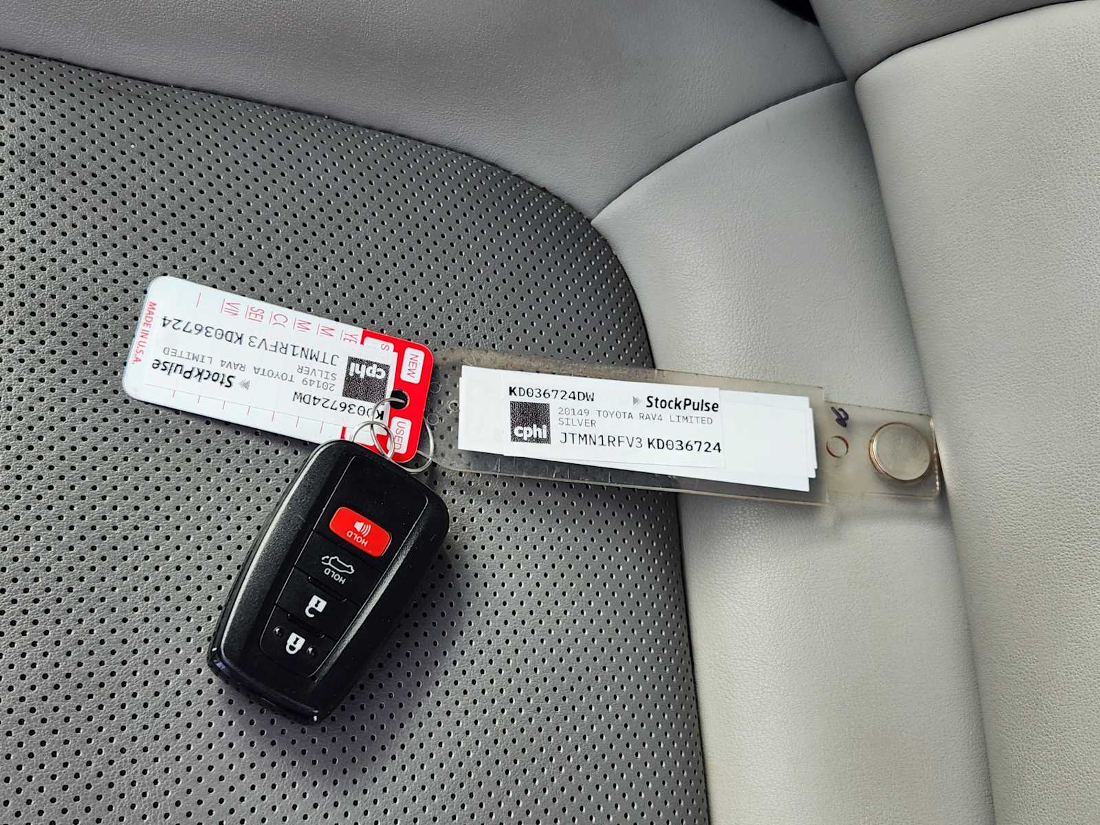 Thumbnail: 2019 Toyota RAV4 - 35