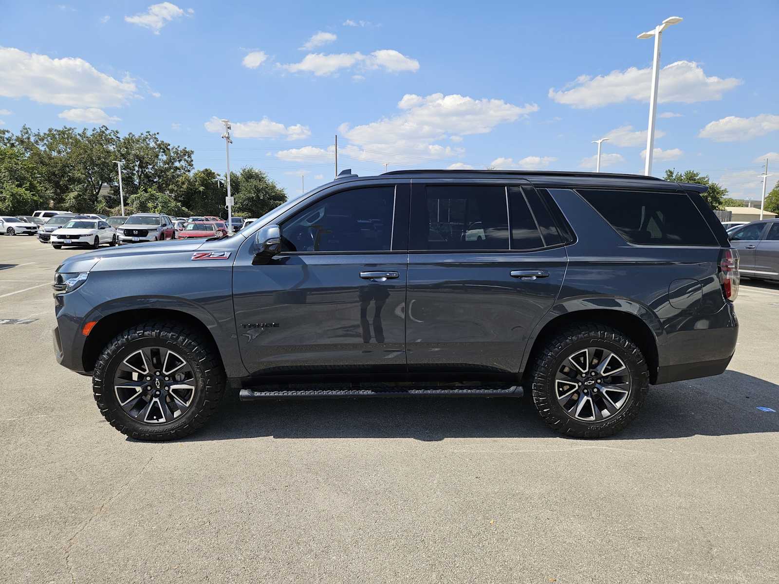 2021 Chevrolet Tahoe Z71 photo 4