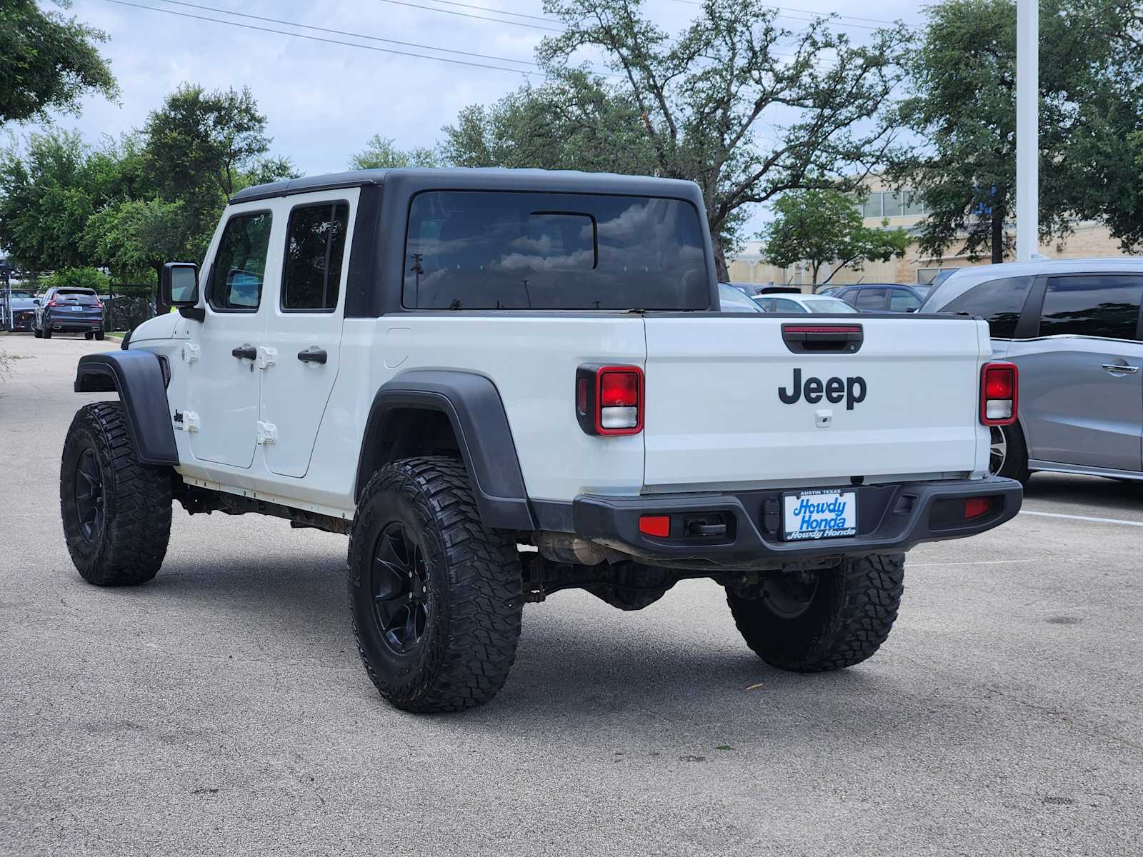 Thumbnail: 2020 Jeep Gladiator - 5