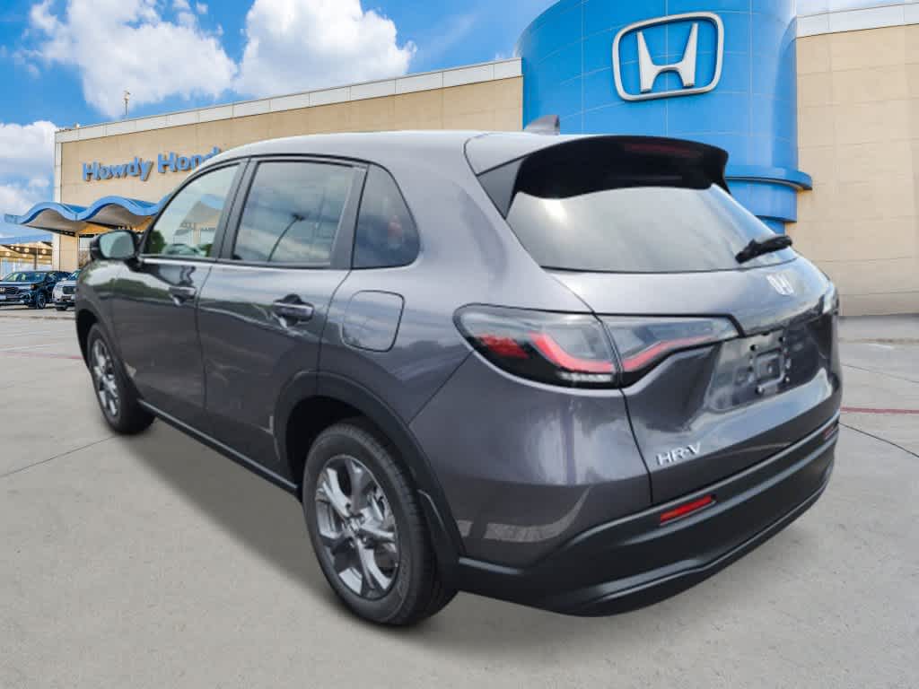 2026 Honda HR-V LX photo 2