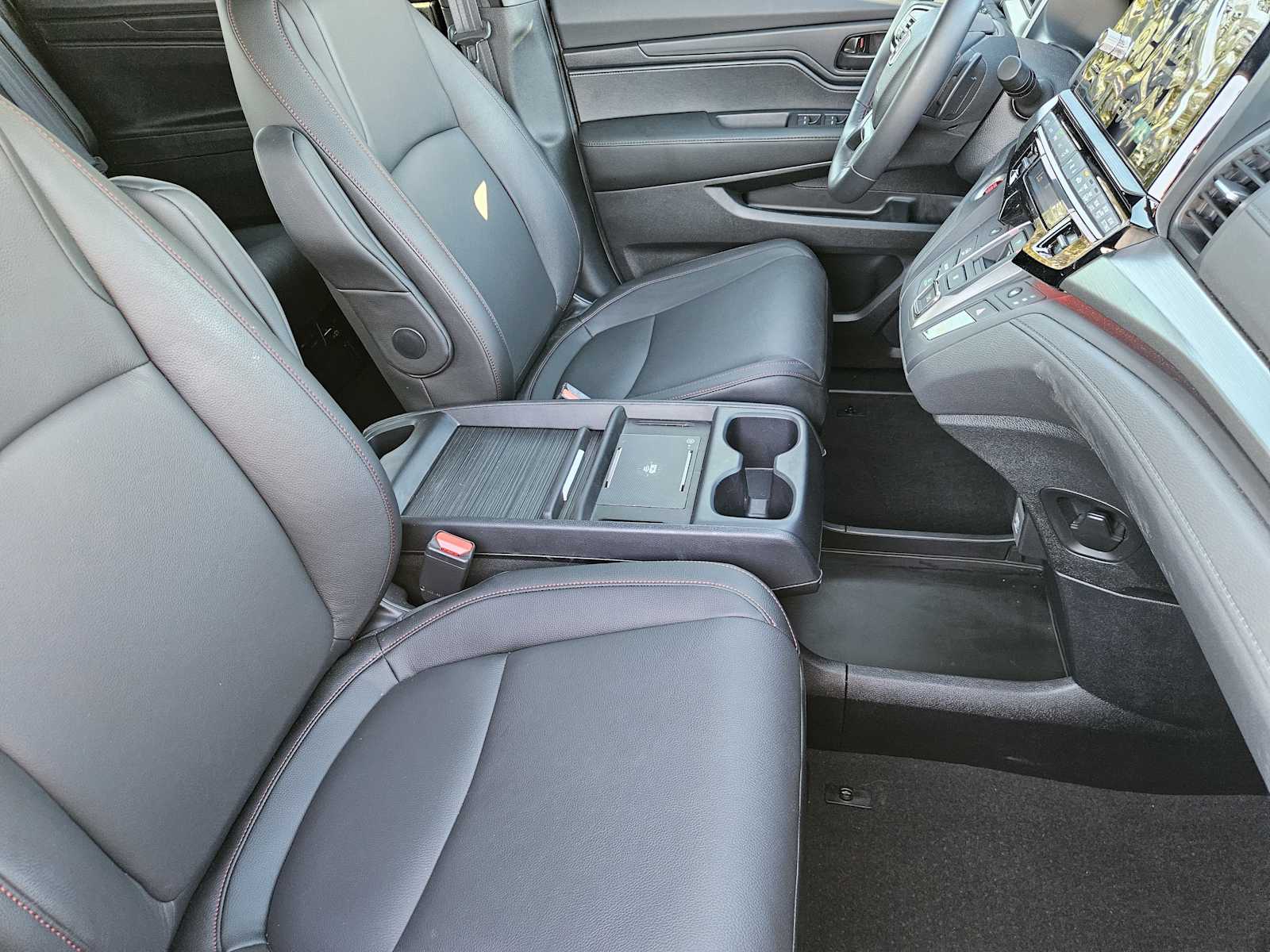 Thumbnail: 2025 Honda Odyssey - 14