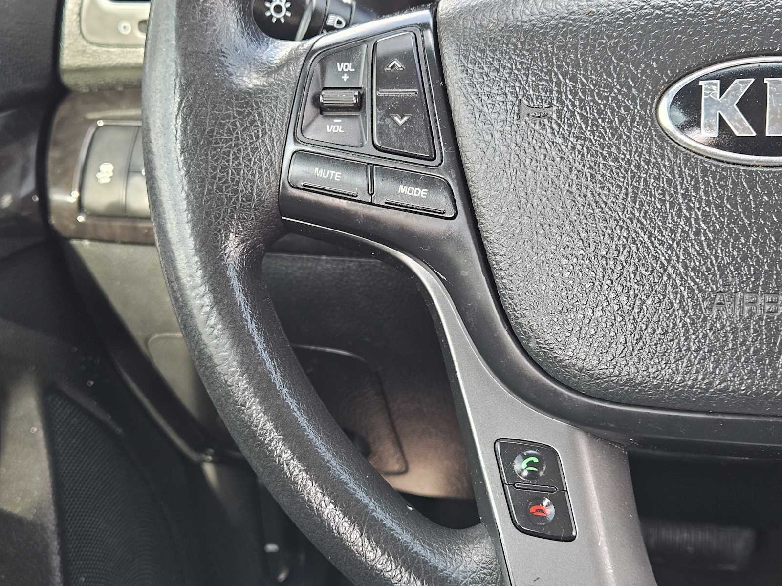 Thumbnail: 2014 Kia Sorento - 23
