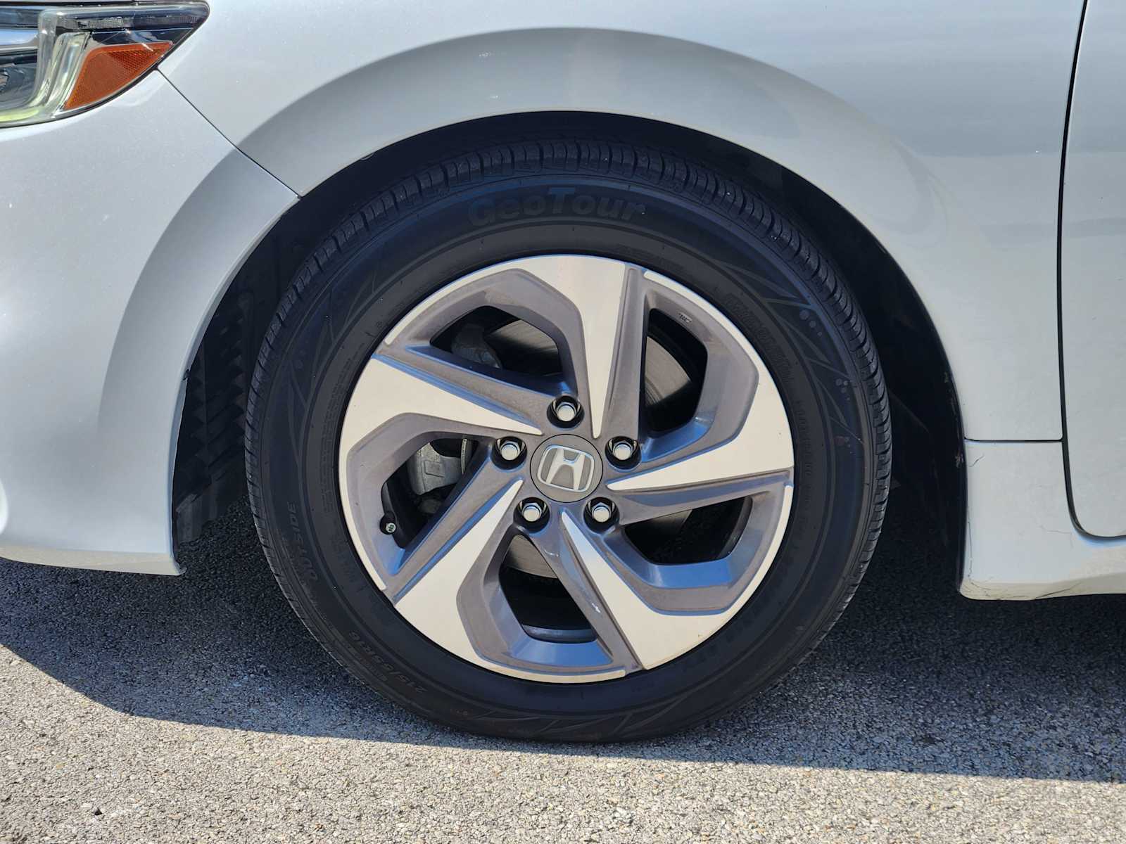 Thumbnail: 2020 Honda Insight - 8