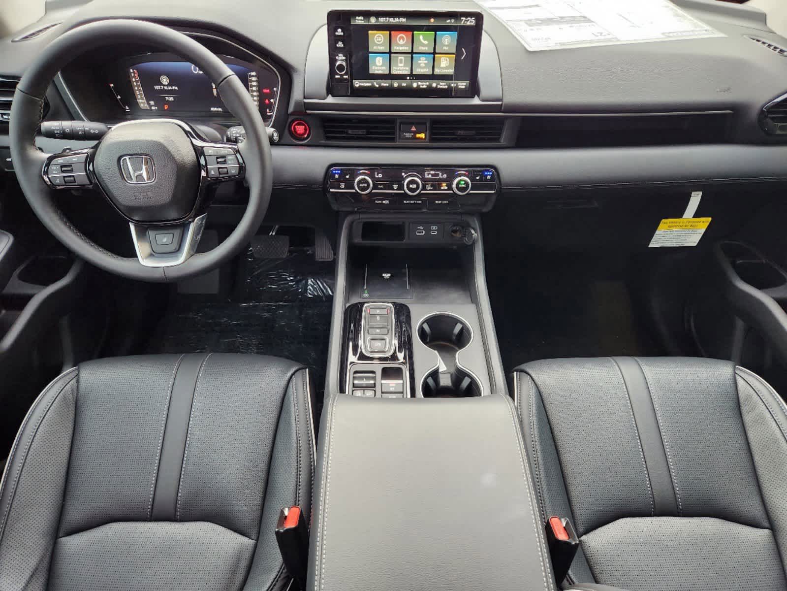 Thumbnail: 2025 Honda Pilot - 18