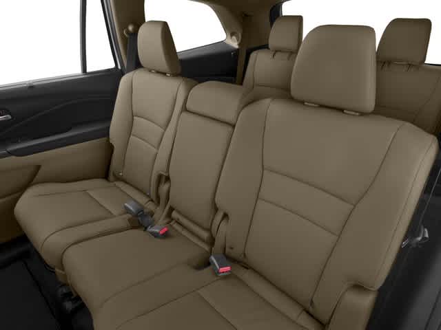 Thumbnail: 2017 Honda Pilot - 17