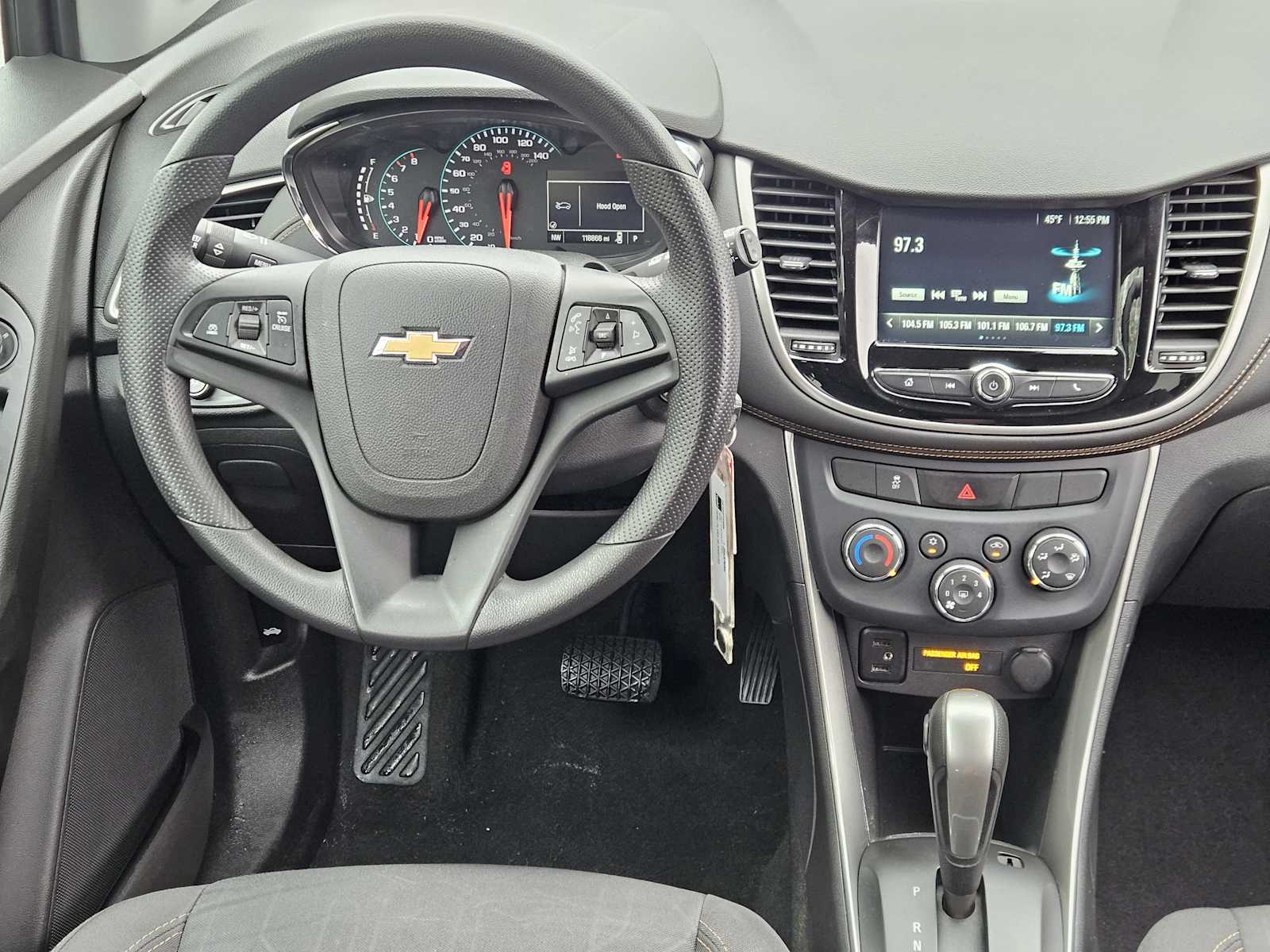 Thumbnail: 2017 Chevrolet Trax - 24