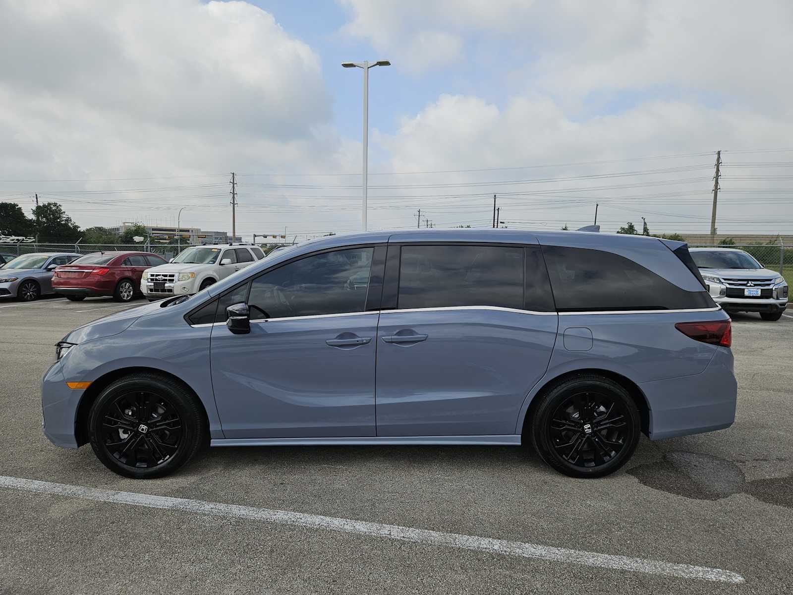 Thumbnail: 2026 Honda Odyssey - 4