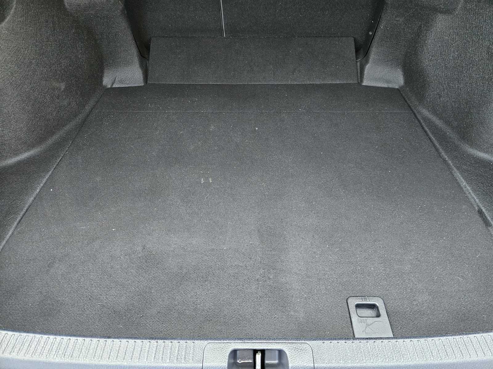 Thumbnail: 2020 Toyota Camry - 30