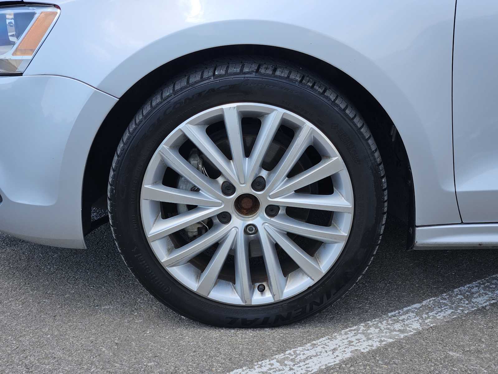 Thumbnail: 2013 Volkswagen Jetta - 9