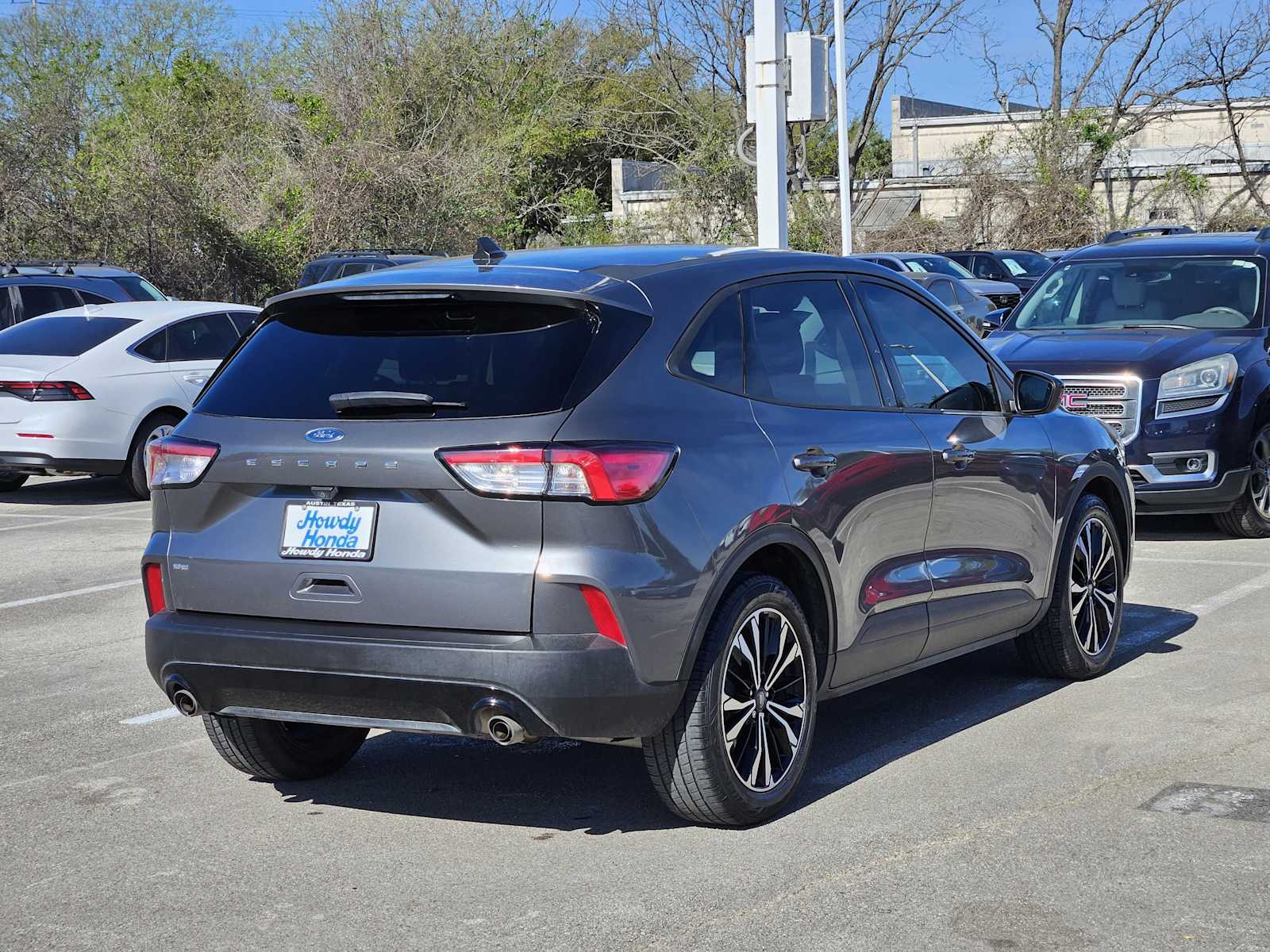 Thumbnail: 2021 Ford Escape - 6