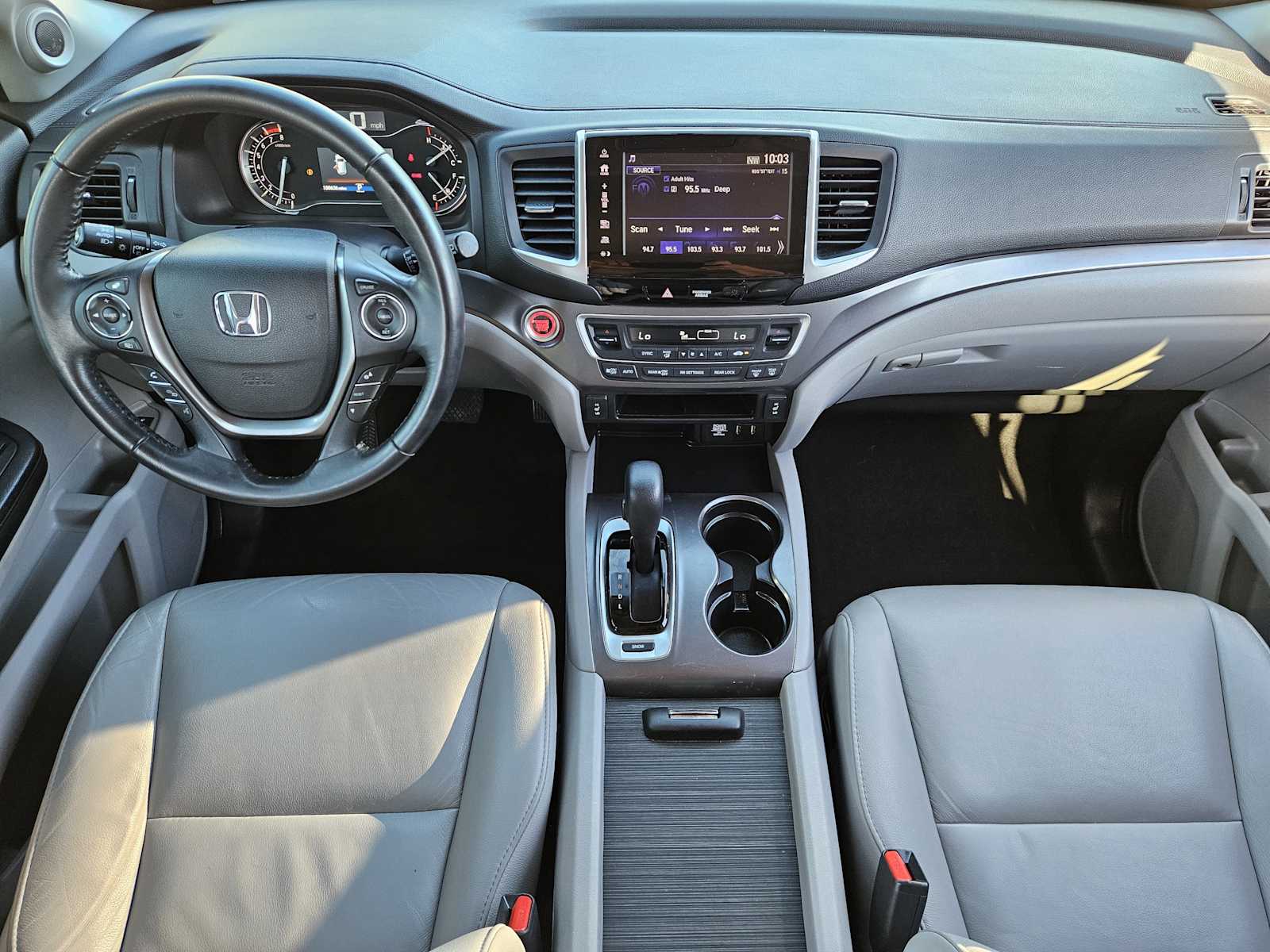 Thumbnail: 2018 Honda Pilot - 24