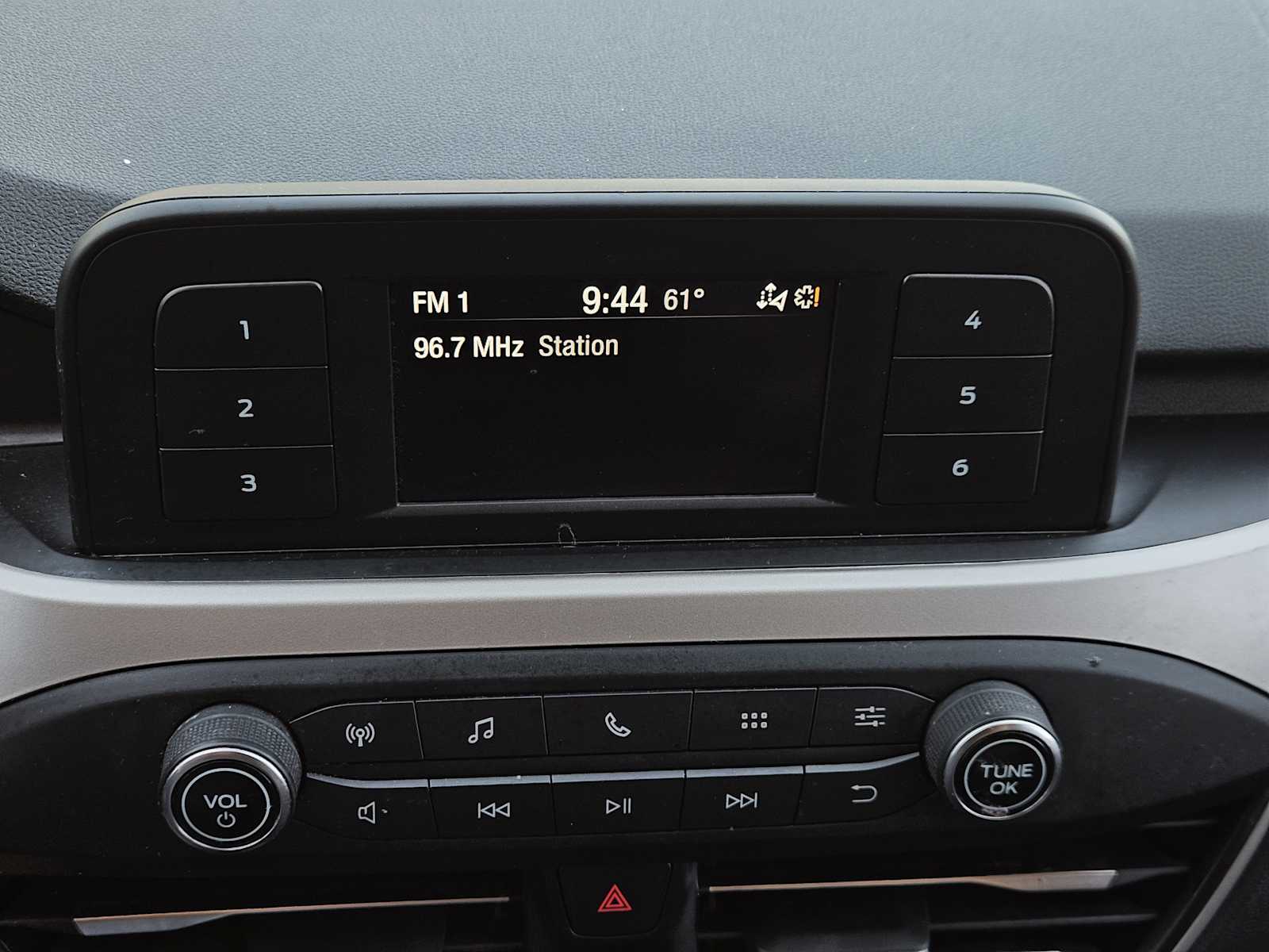 Thumbnail: 2022 Ford Escape - 16