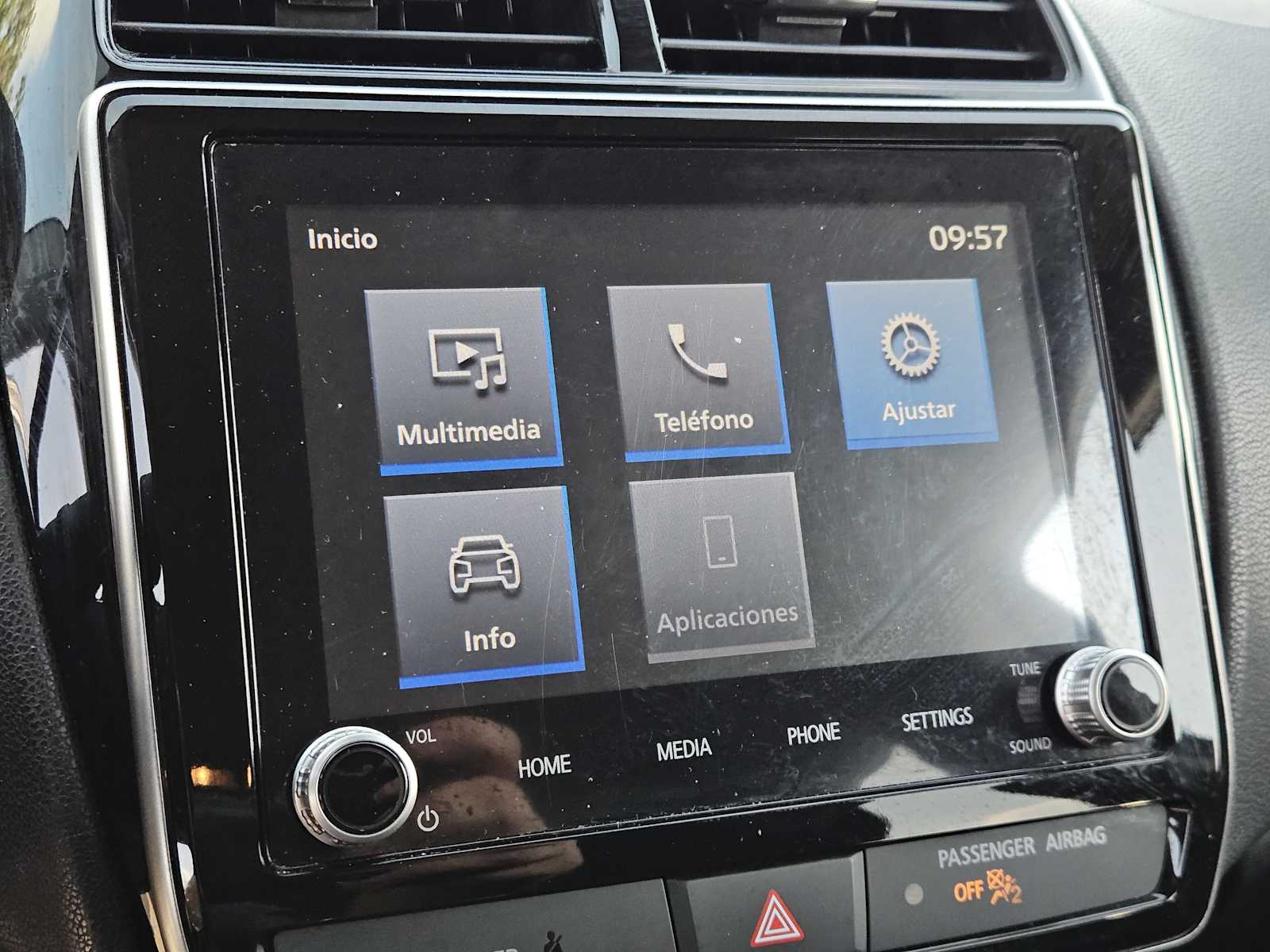 Thumbnail: 2021 Mitsubishi Outlander Sport - 16