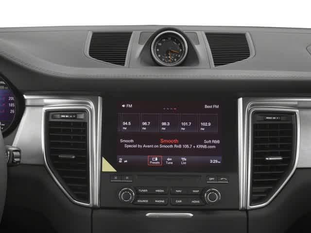 Thumbnail: 2018 Porsche Macan - 10