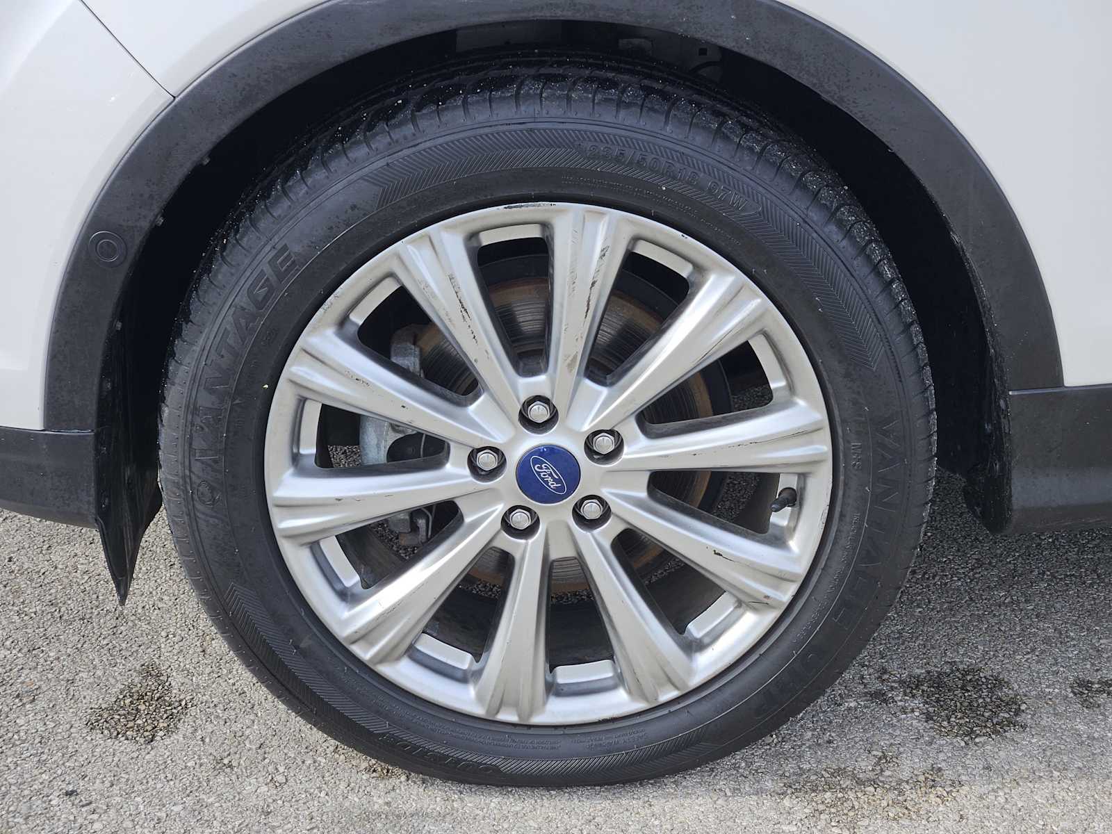 Thumbnail: 2017 Ford Escape - 9