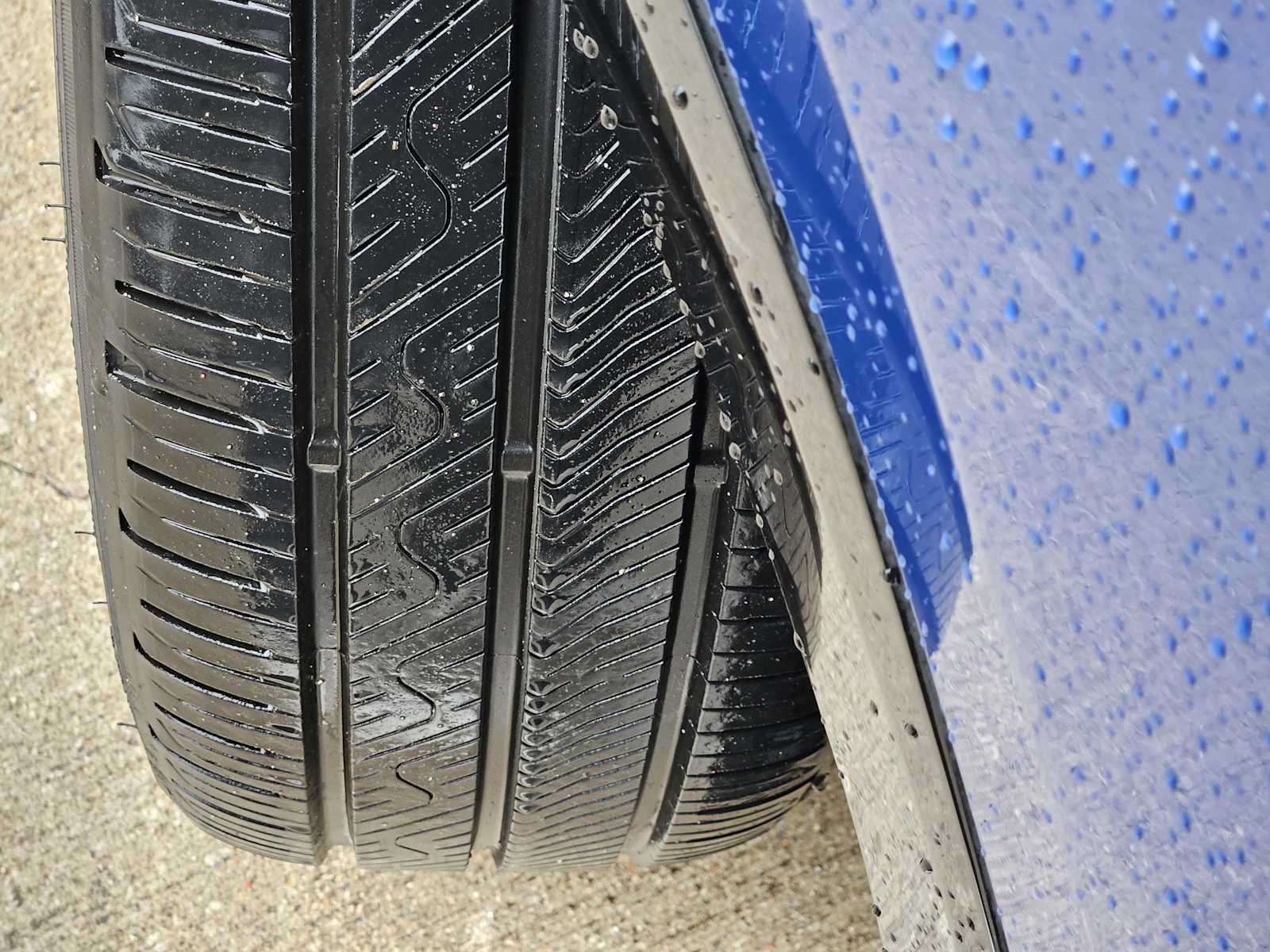 Thumbnail: 2024 Toyota Prius - 10