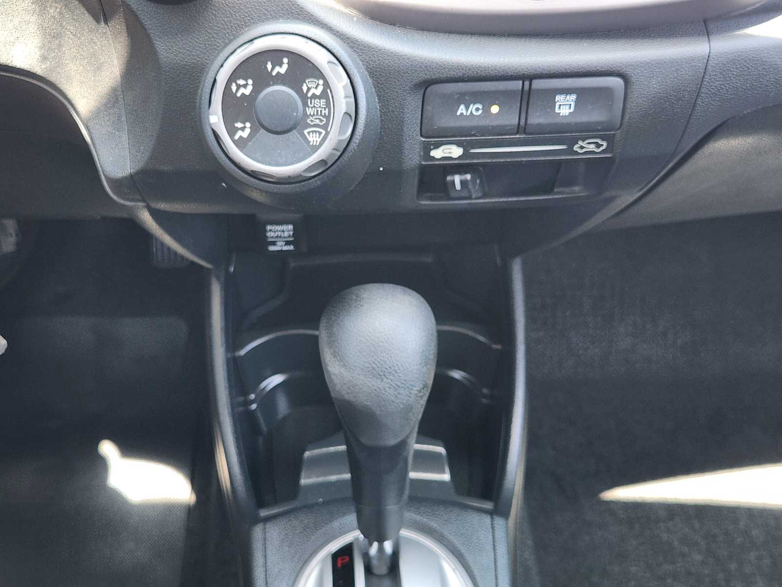 Thumbnail: 2009 Honda Fit - 16