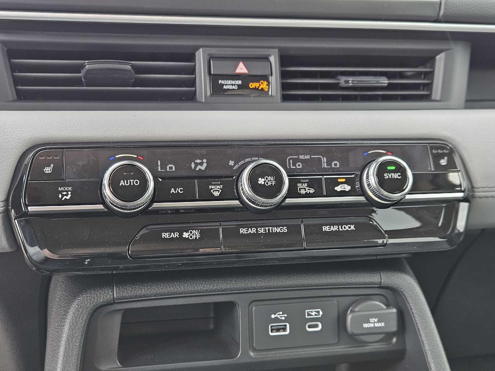 Thumbnail: 2025 Honda Pilot - 15