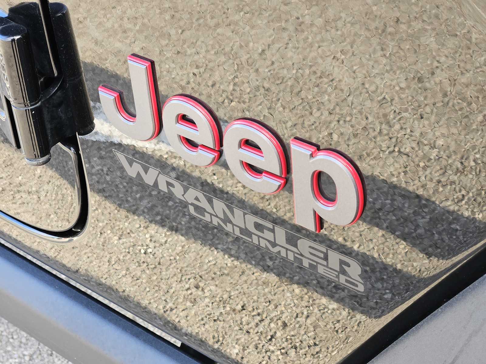 Thumbnail: 2019 Jeep Wrangler - 12