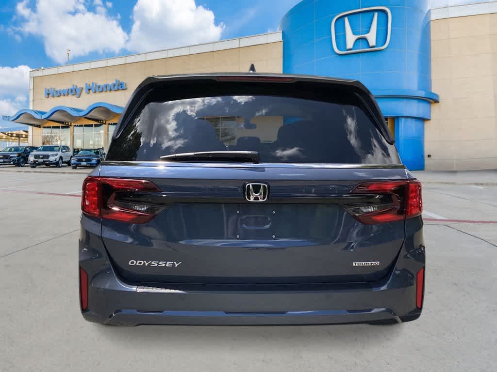 2026 Honda Odyssey Touring photo 2