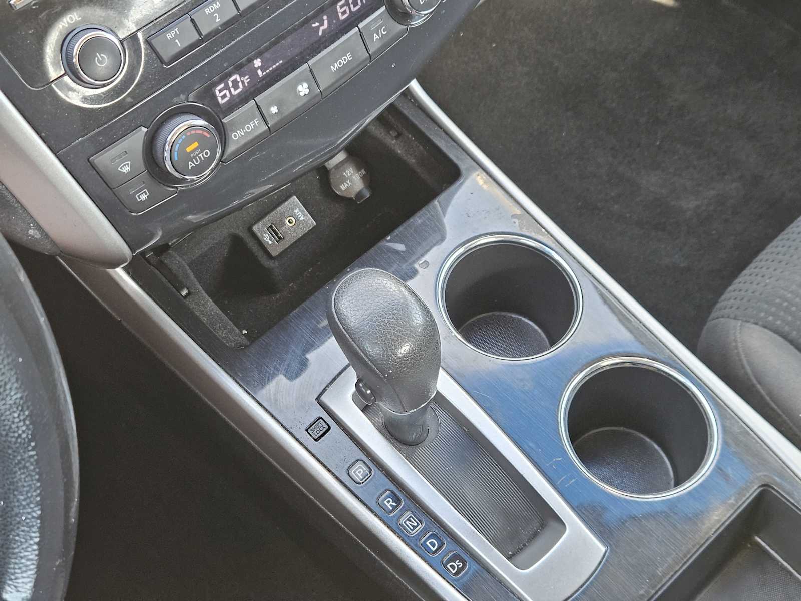 Thumbnail: 2014 Nissan Altima - 20