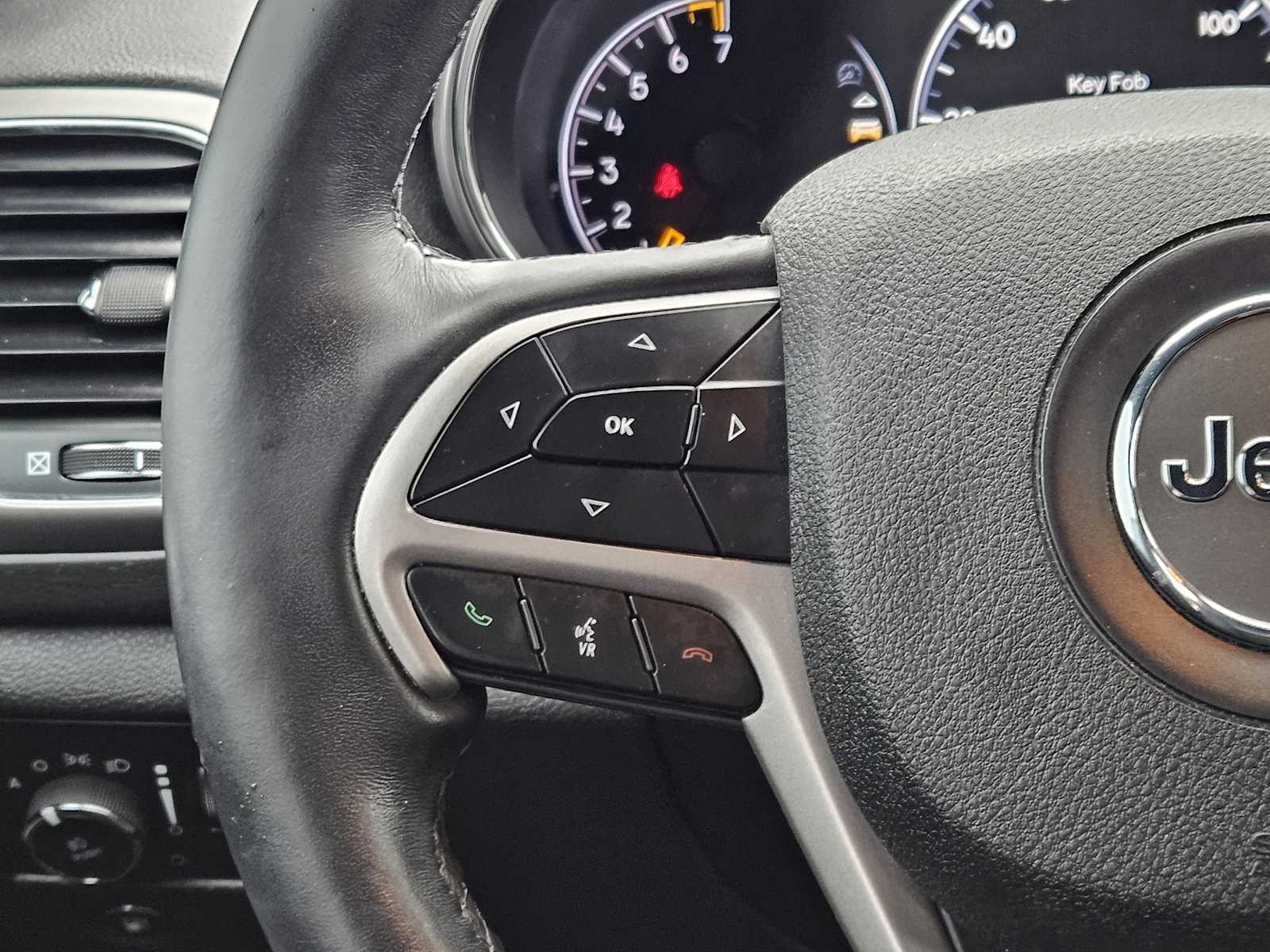 Thumbnail: 2018 Jeep Grand Cherokee - 27