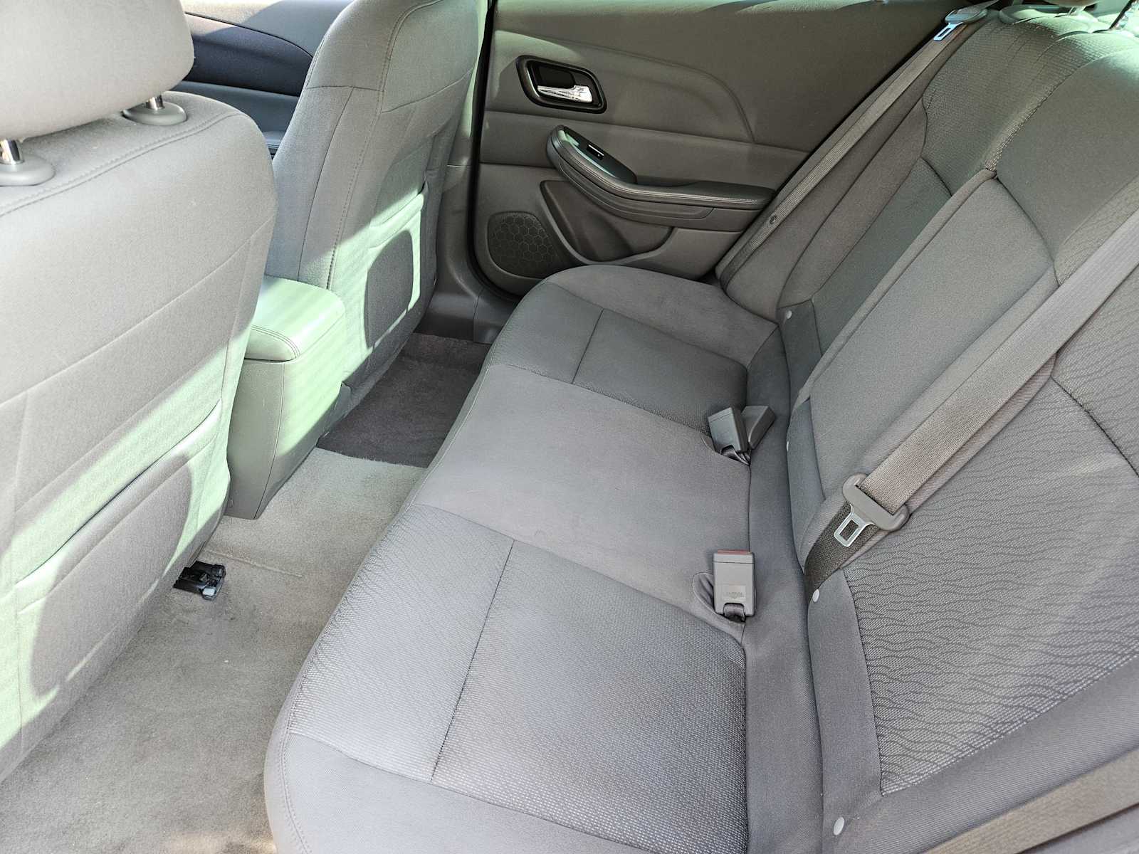 Thumbnail: 2015 Chevrolet Malibu - 25