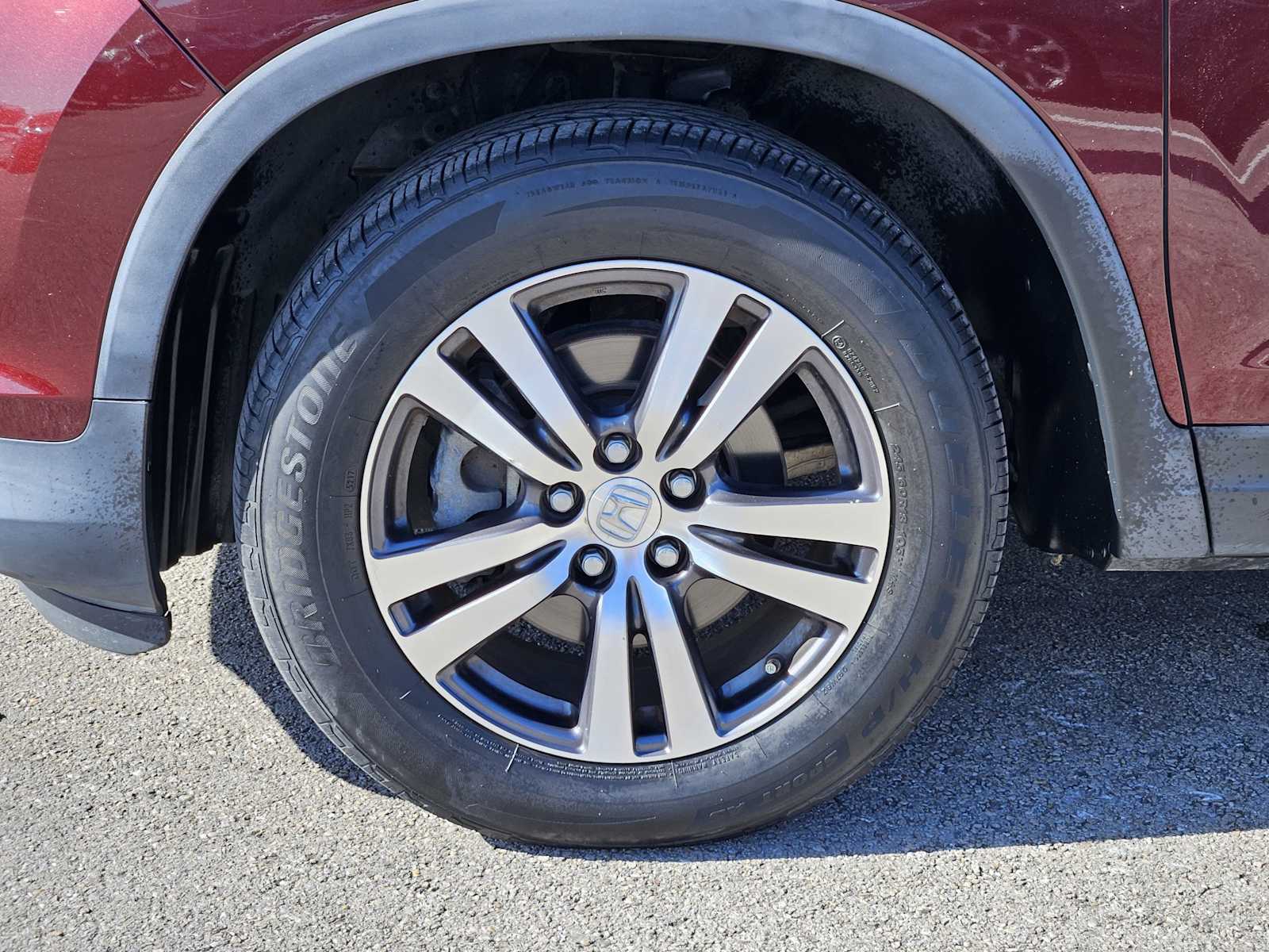 Thumbnail: 2018 Honda Pilot - 9