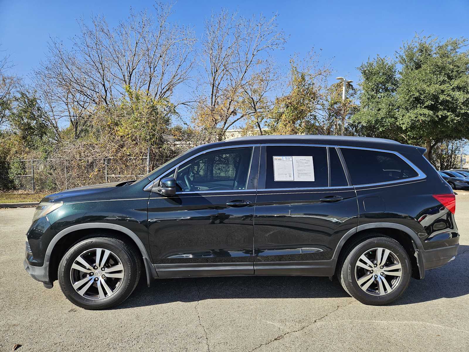 Thumbnail: 2016 Honda Pilot - 4