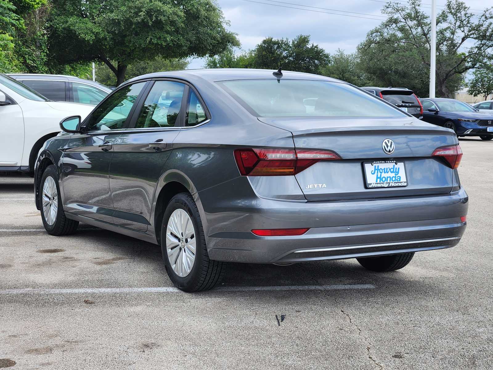 Thumbnail: 2019 Volkswagen Jetta - 5