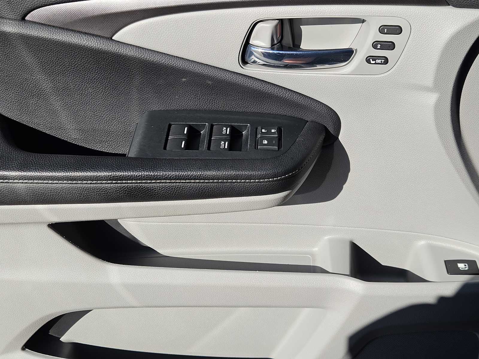 Thumbnail: 2023 Honda Ridgeline - 23