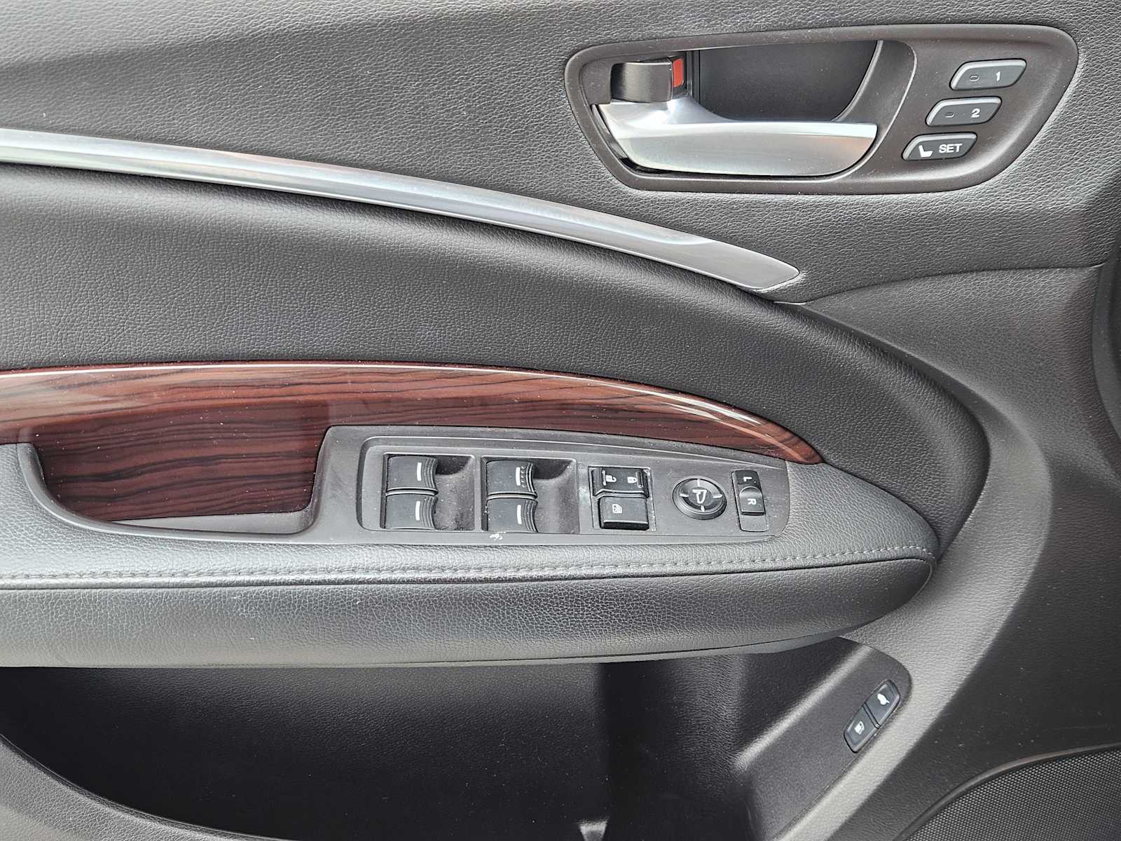 Thumbnail: 2016 Acura MDX - 22