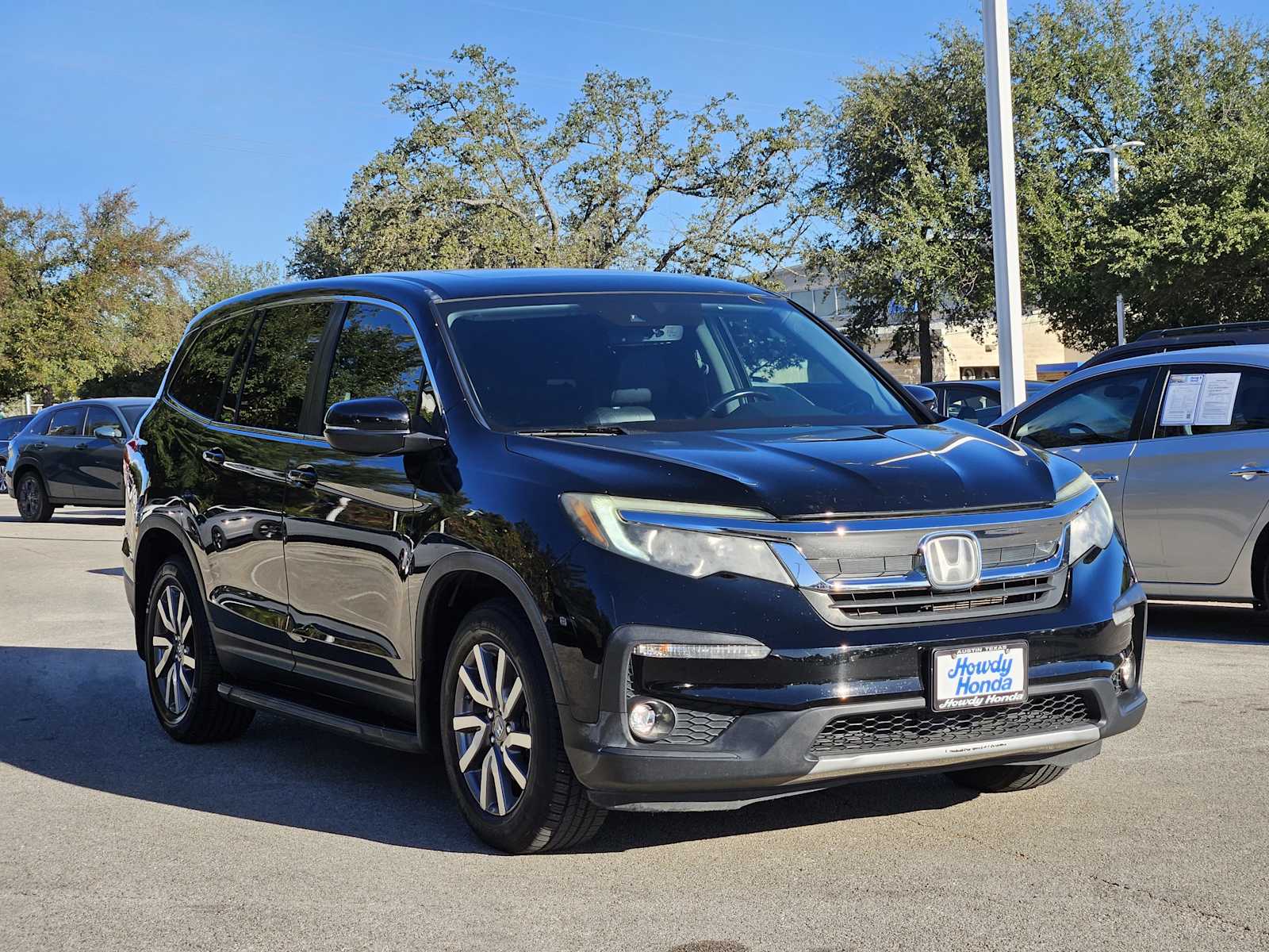 Thumbnail: 2019 Honda Pilot - 3