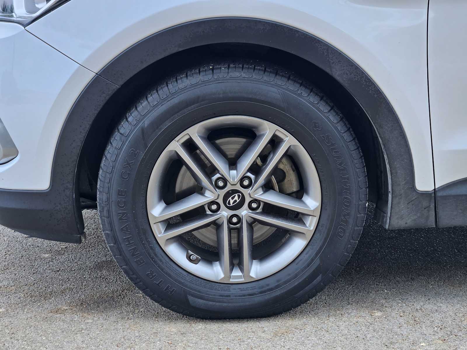 Thumbnail: 2018 Hyundai Santa Fe - 9