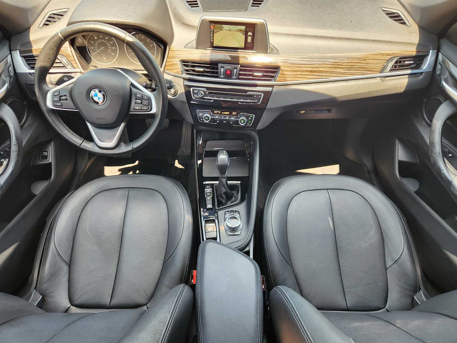 Thumbnail: 2016 BMW X1 - 24
