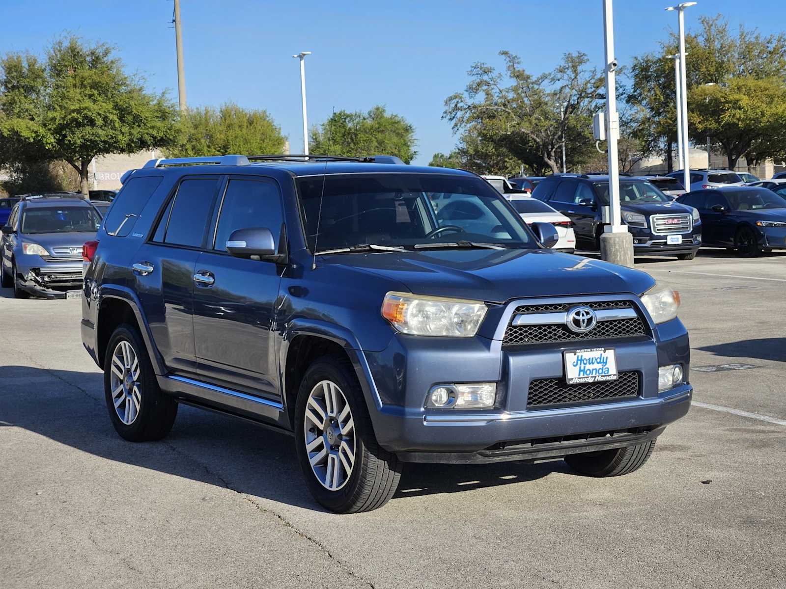 Thumbnail: 2012 Toyota 4Runner - 3