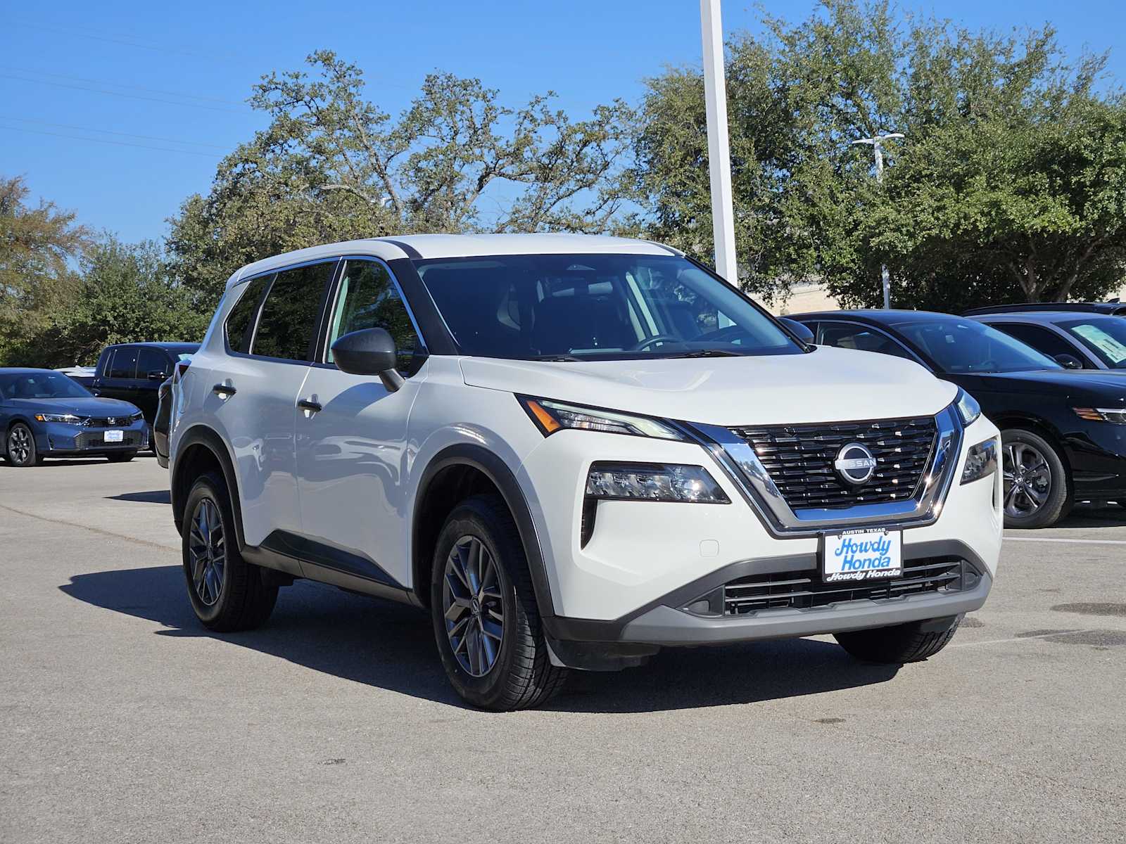 Thumbnail: 2023 Nissan Rogue - 3