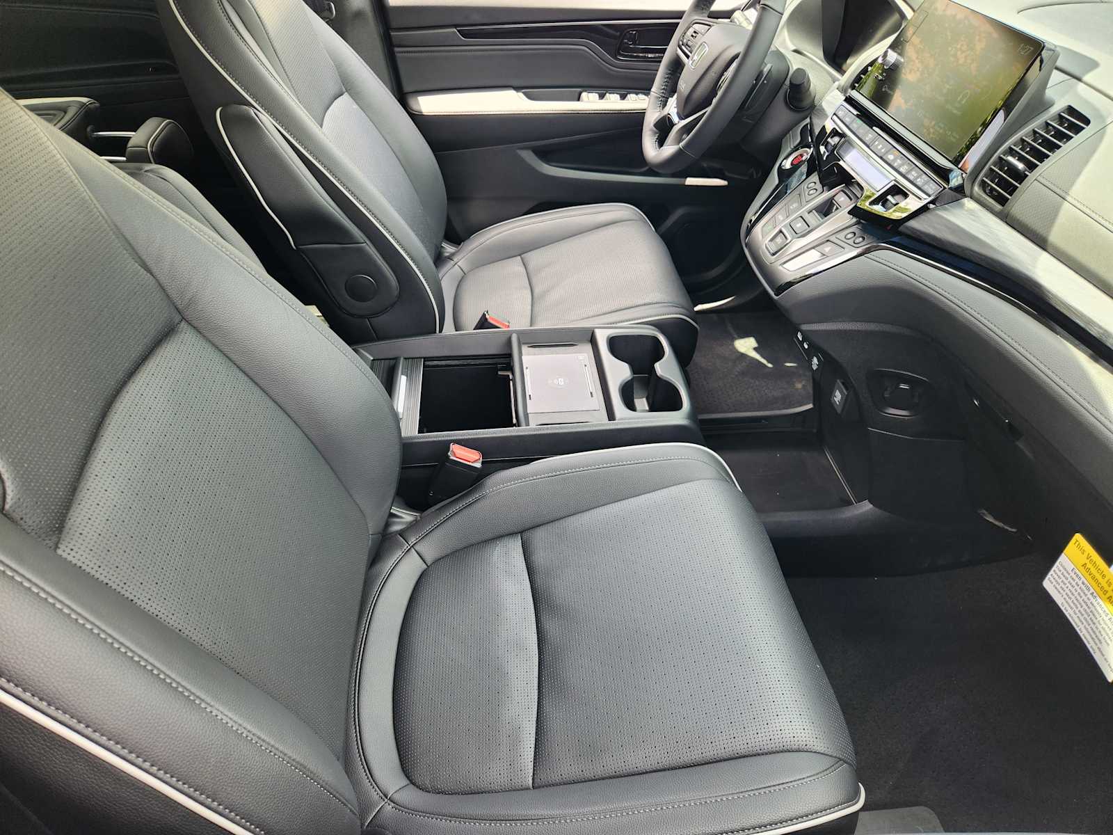 Thumbnail: 2026 Honda Odyssey - 14