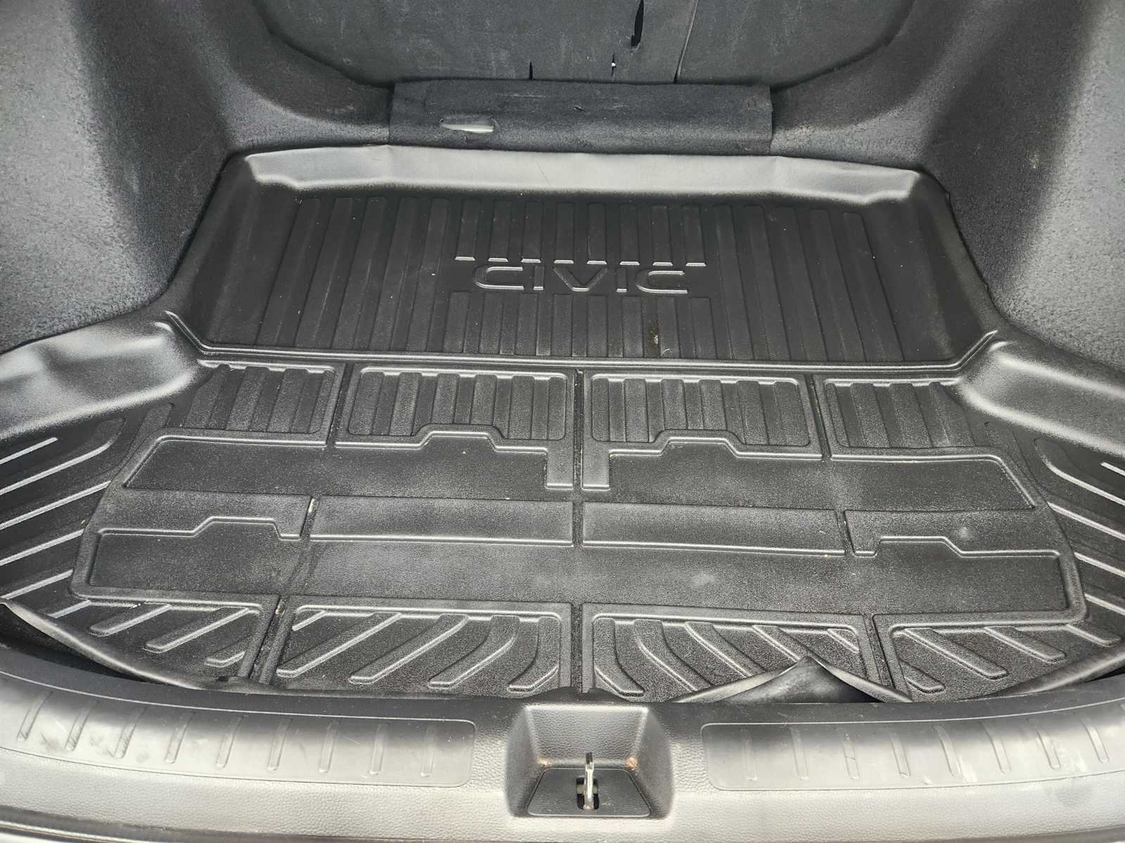 Thumbnail: 2023 Honda Civic - 33