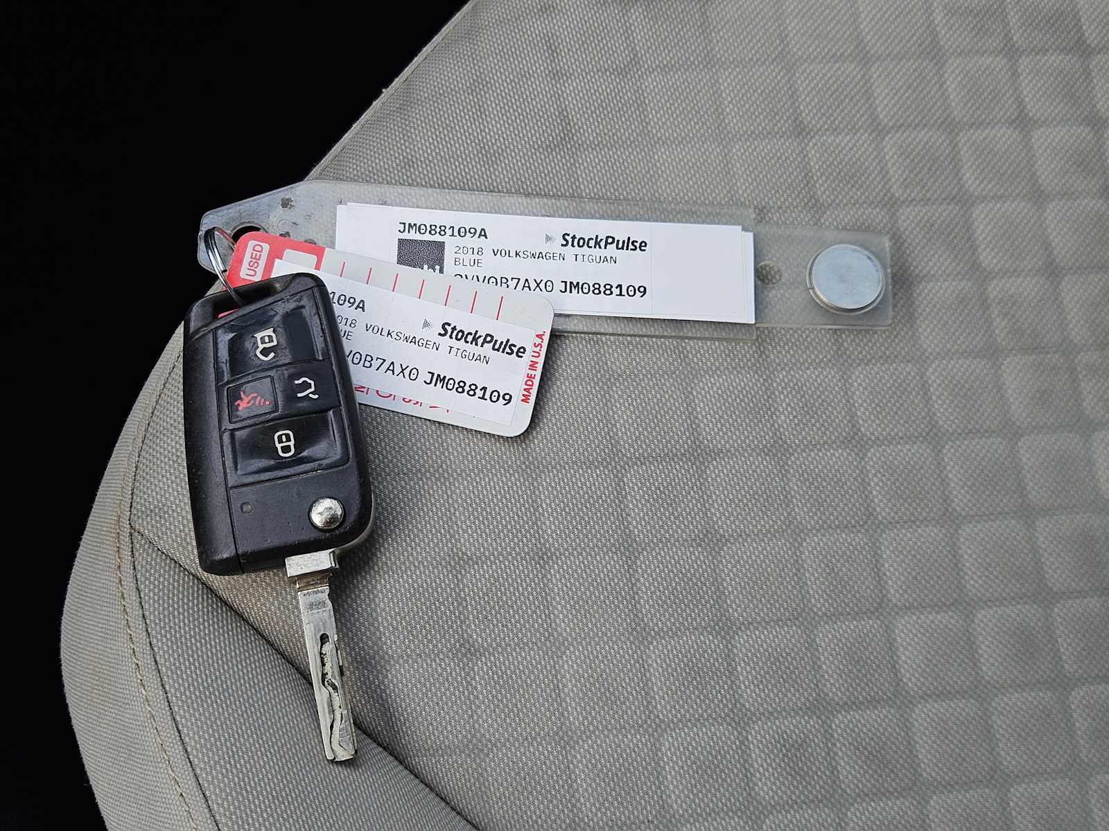 Thumbnail: 2018 Volkswagen Tiguan - 32