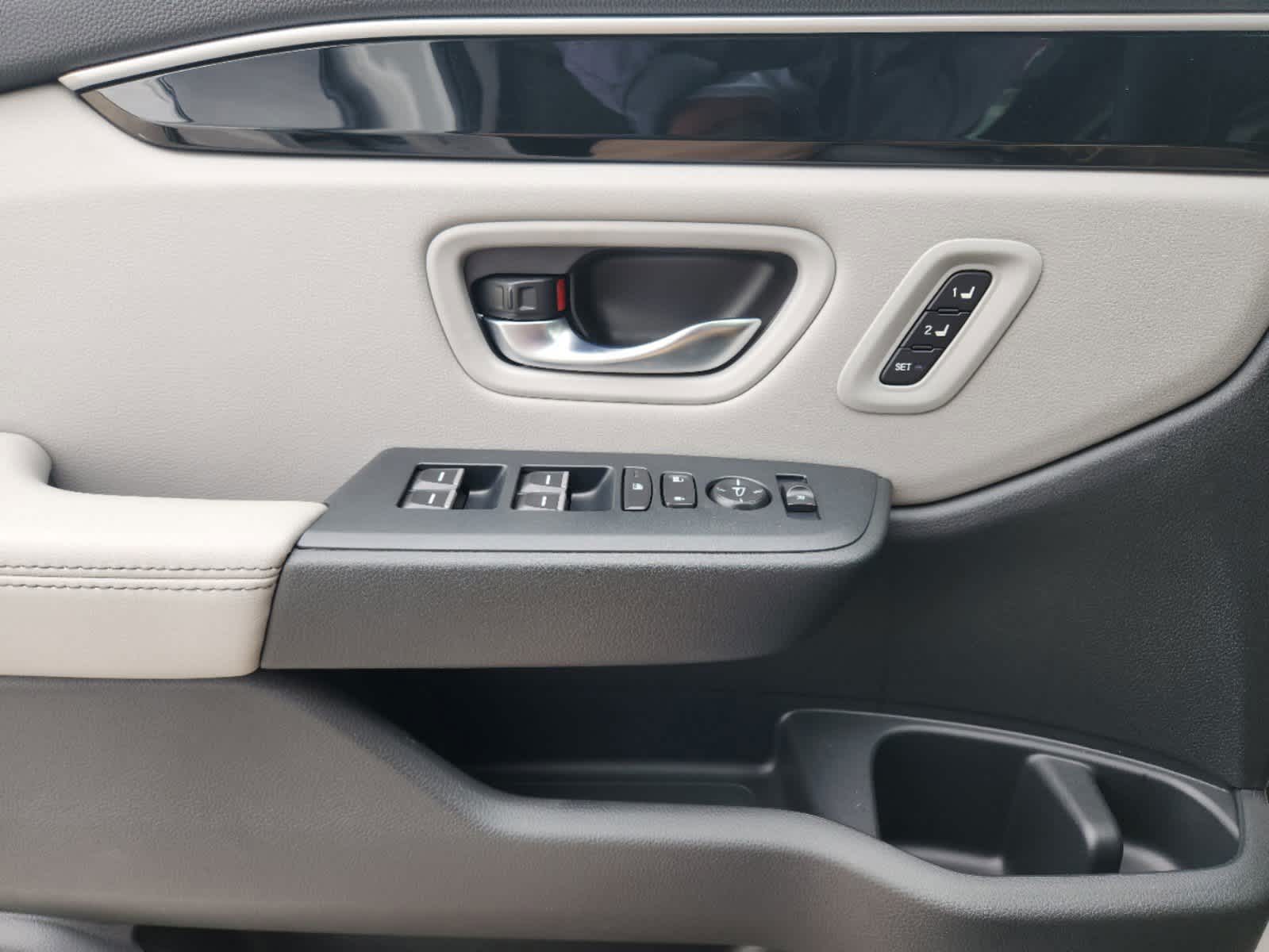 Thumbnail: 2025 Honda Pilot - 18
