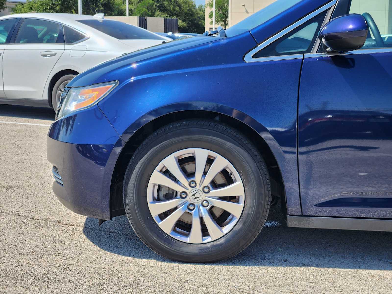 Thumbnail: 2016 Honda Odyssey - 8