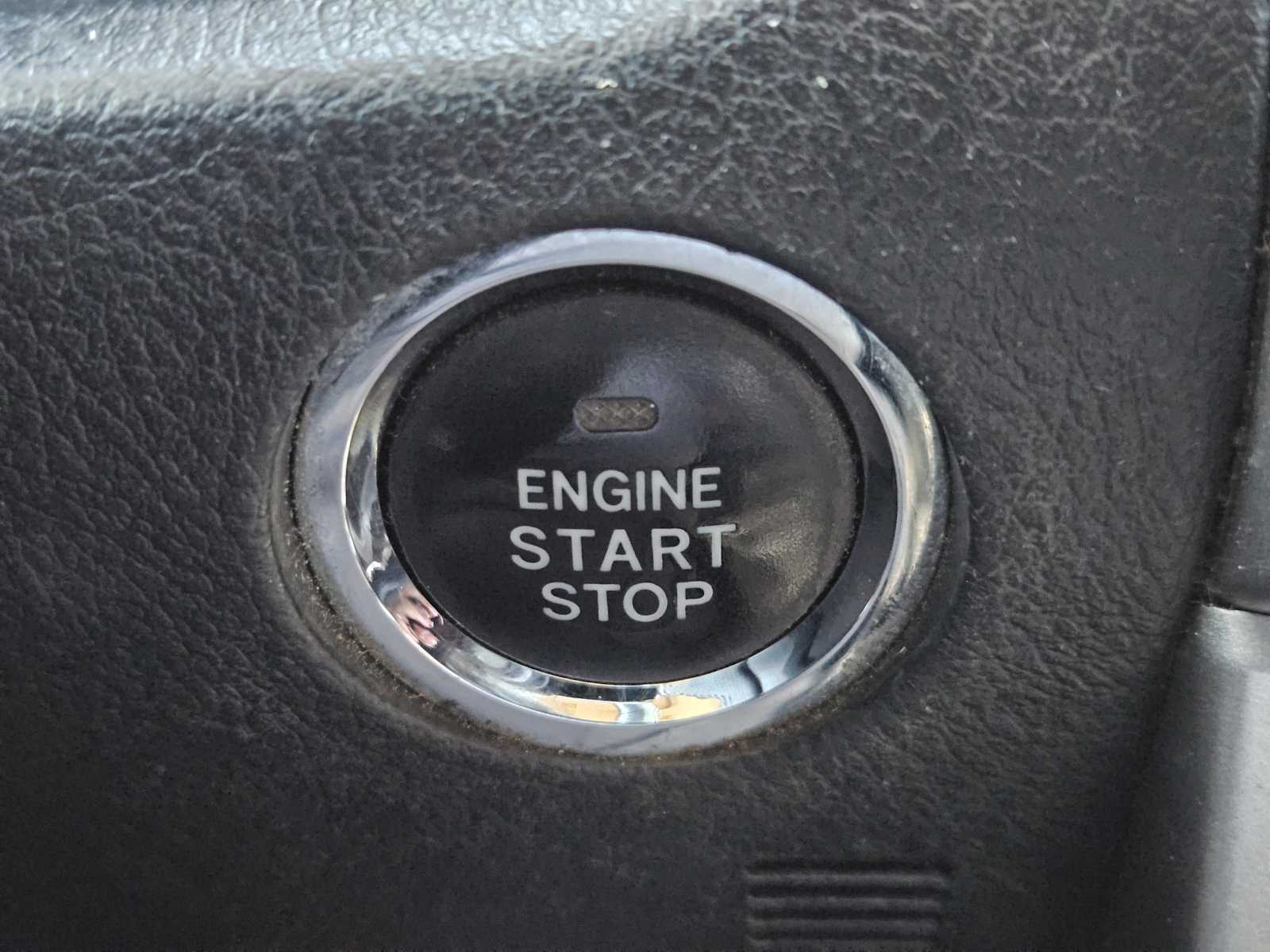 Thumbnail: 2012 Toyota 4Runner - 22